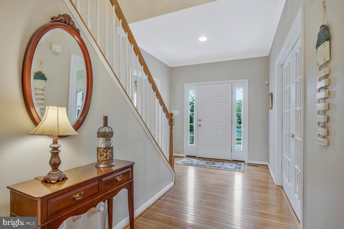 916 Sand Brook Court photo 4