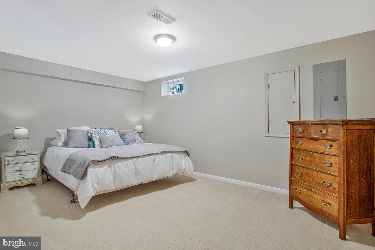 916 Sand Brook Court photo 40