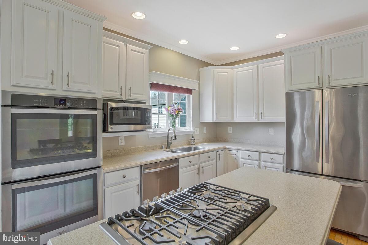 916 Sand Brook Court photo 5