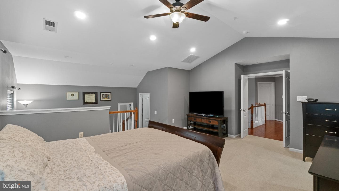 623 Highland Farms Circle photo 3