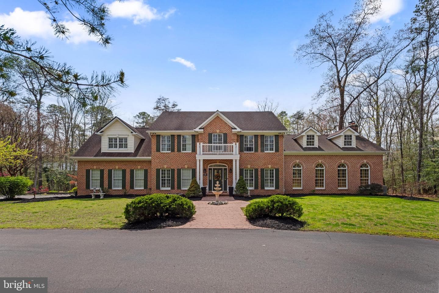 301 Sturtons Lane