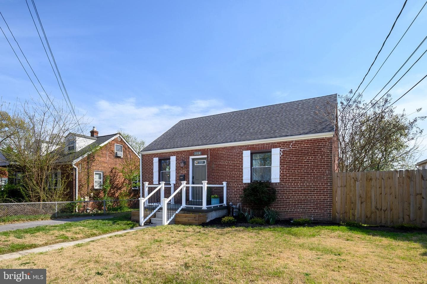 113 Georgia Avenue NE photo 2