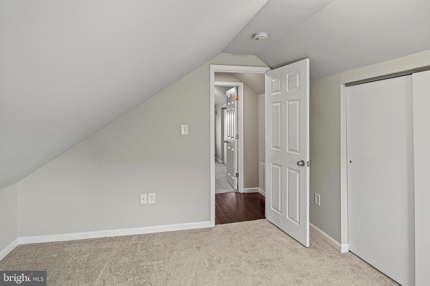 113 Georgia Avenue NE photo 22