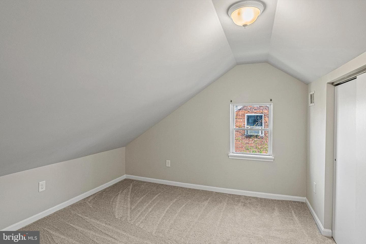 113 Georgia Avenue NE photo 23