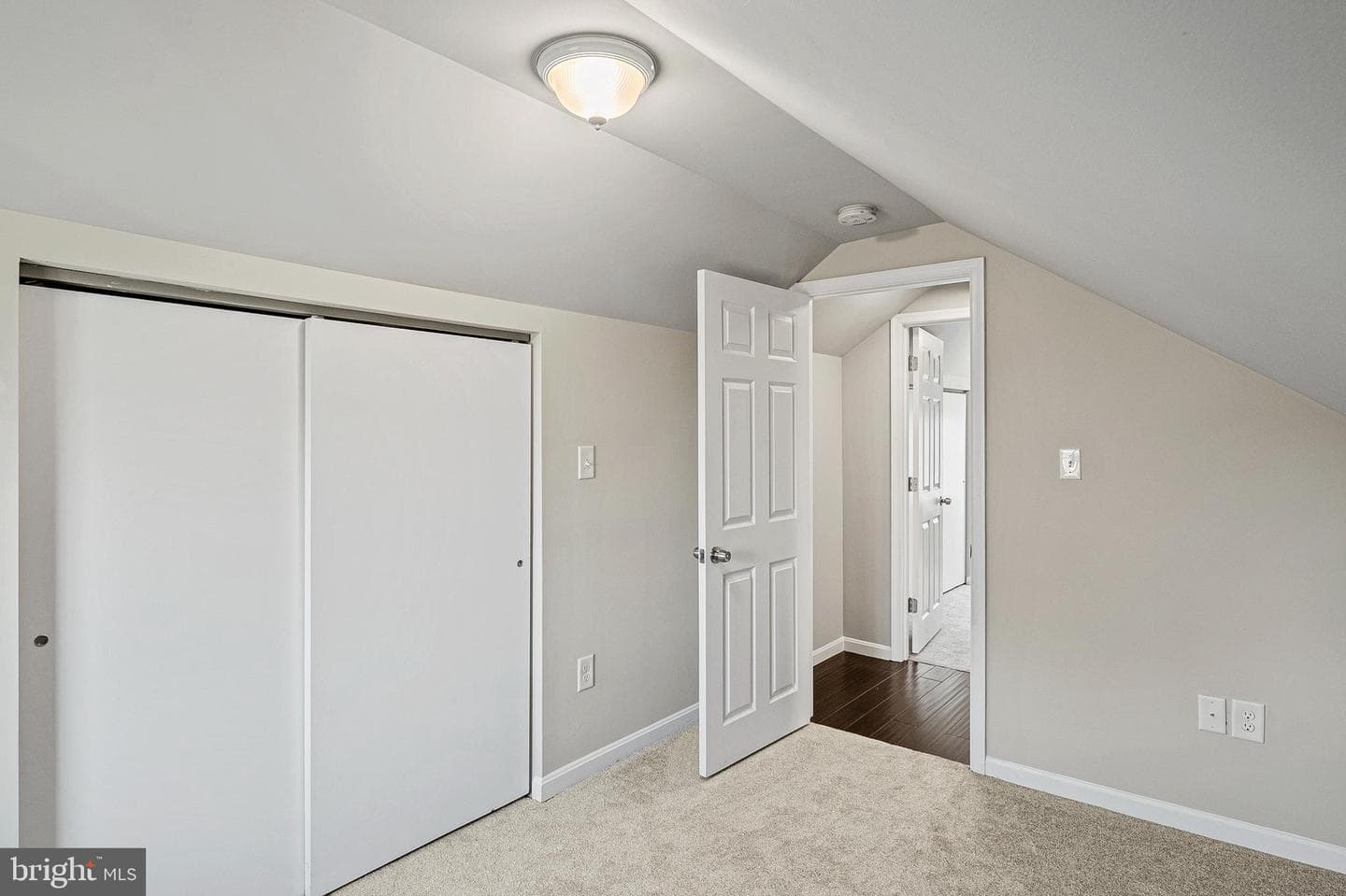113 Georgia Avenue NE photo 24