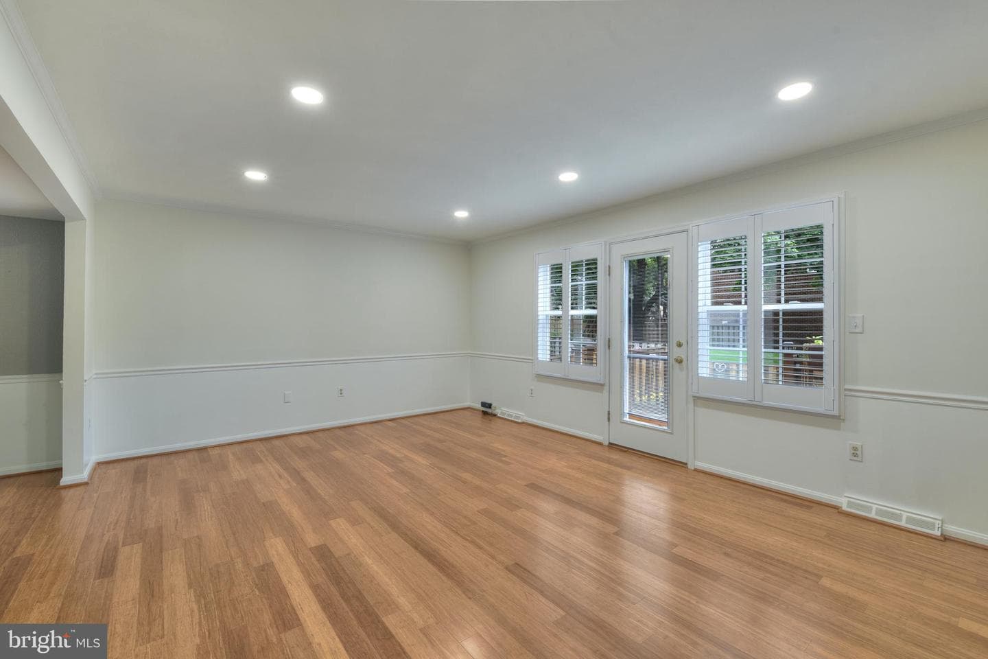486 Colonial Ridge Lane photo 9