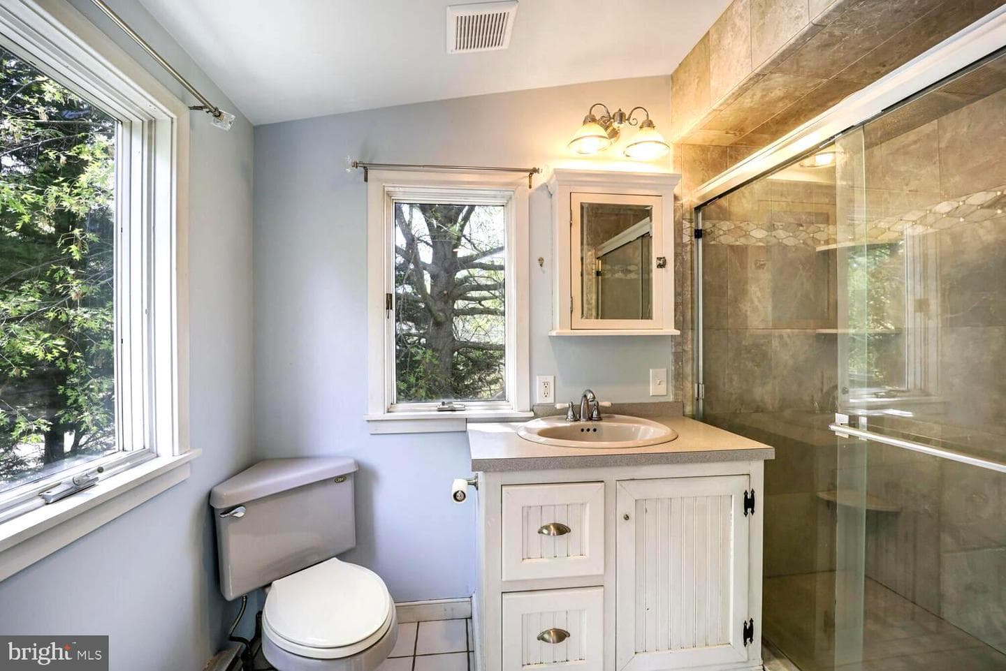 1427 Mildred Place photo 28