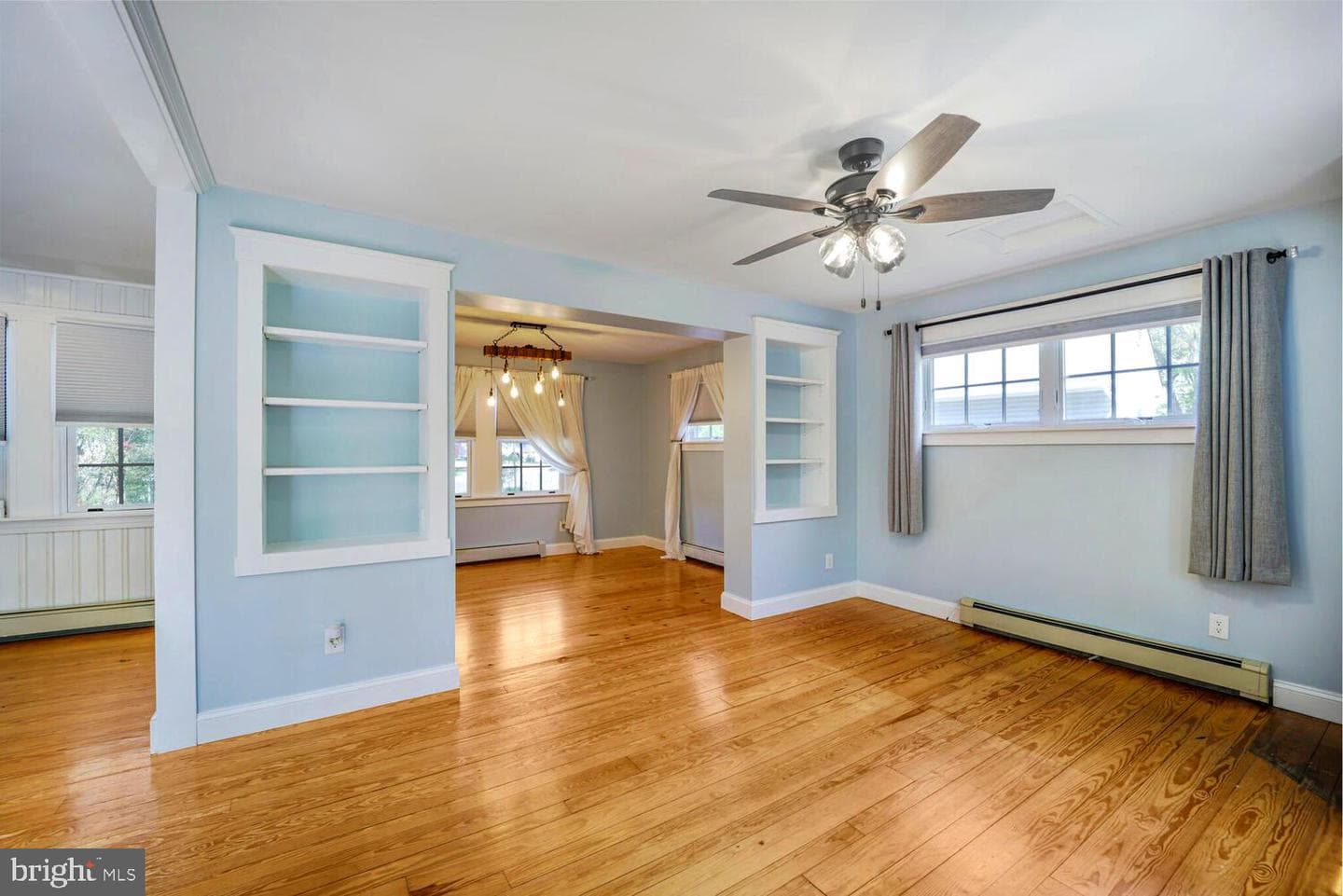 1427 Mildred Place photo 9
