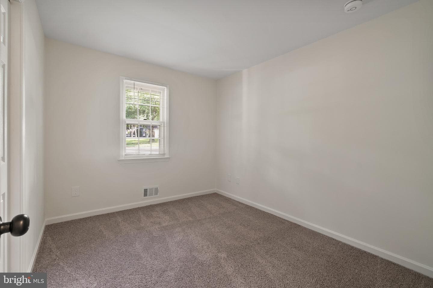 33 Sheridan Road photo 12
