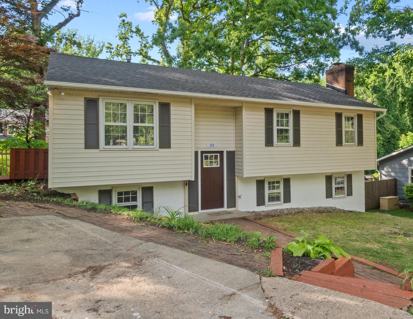 33 Sheridan Road photo 21