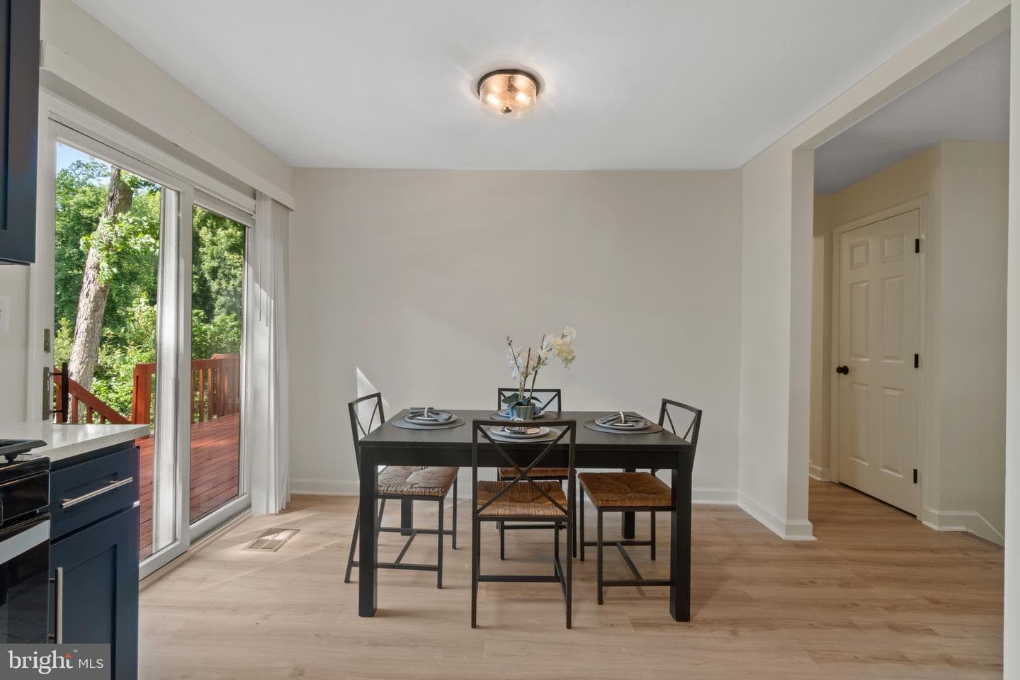 33 Sheridan Road photo 6