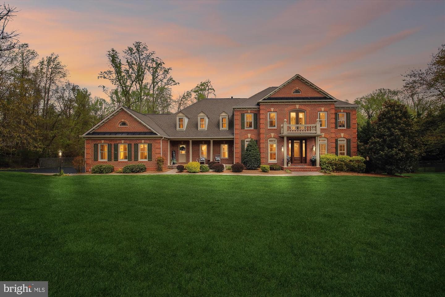 2703 Cranbourne Court