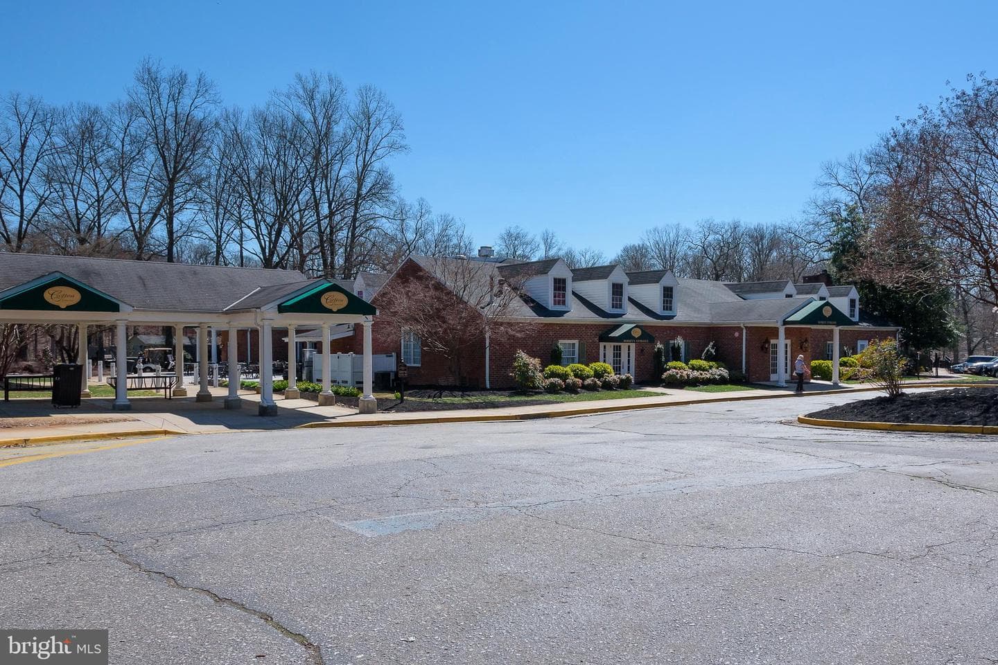 1740 Waldorf Court photo 31
