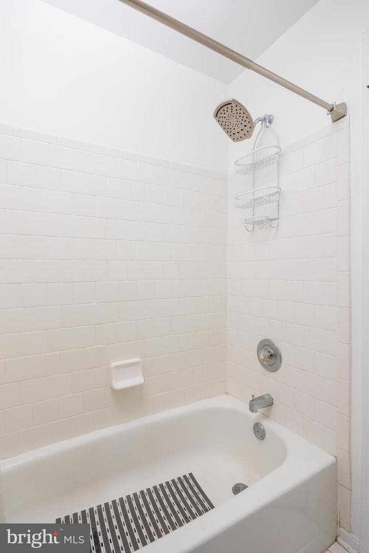 302 Juneberry Way #3b photo 13