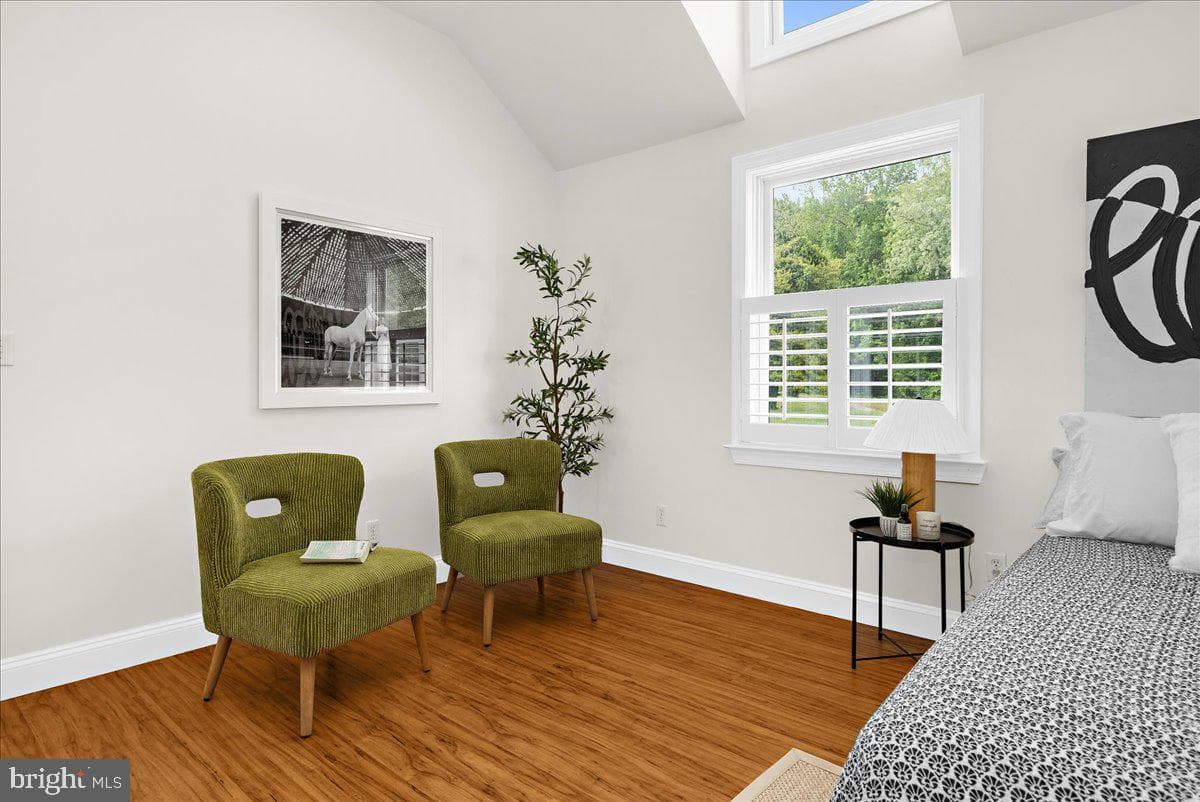 1116 Gumbottom Road photo 17