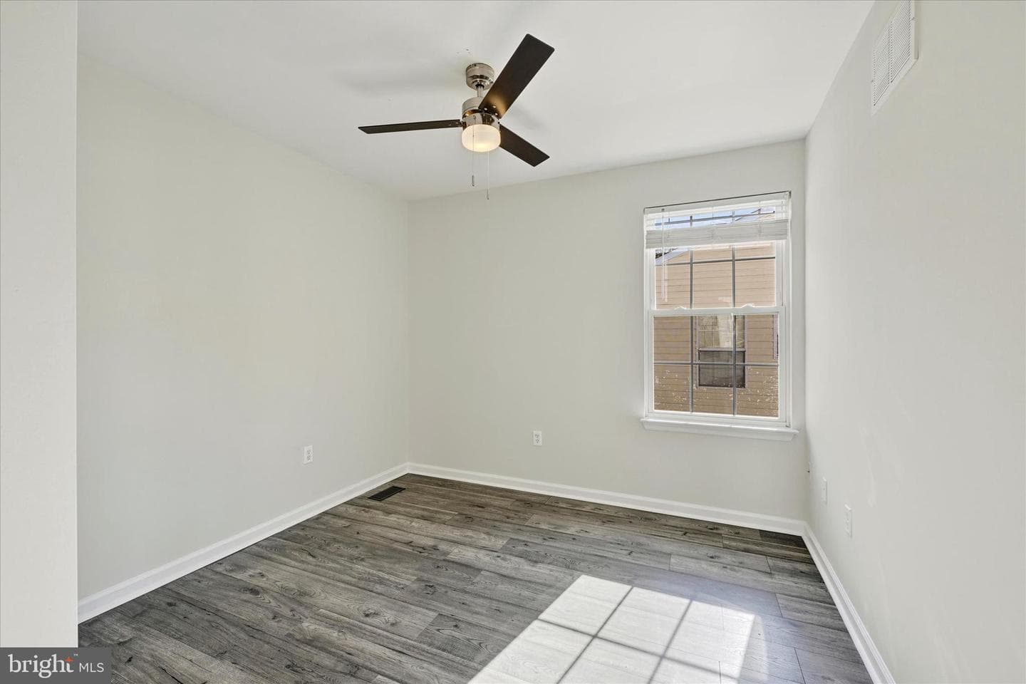 651 208th Street photo 18