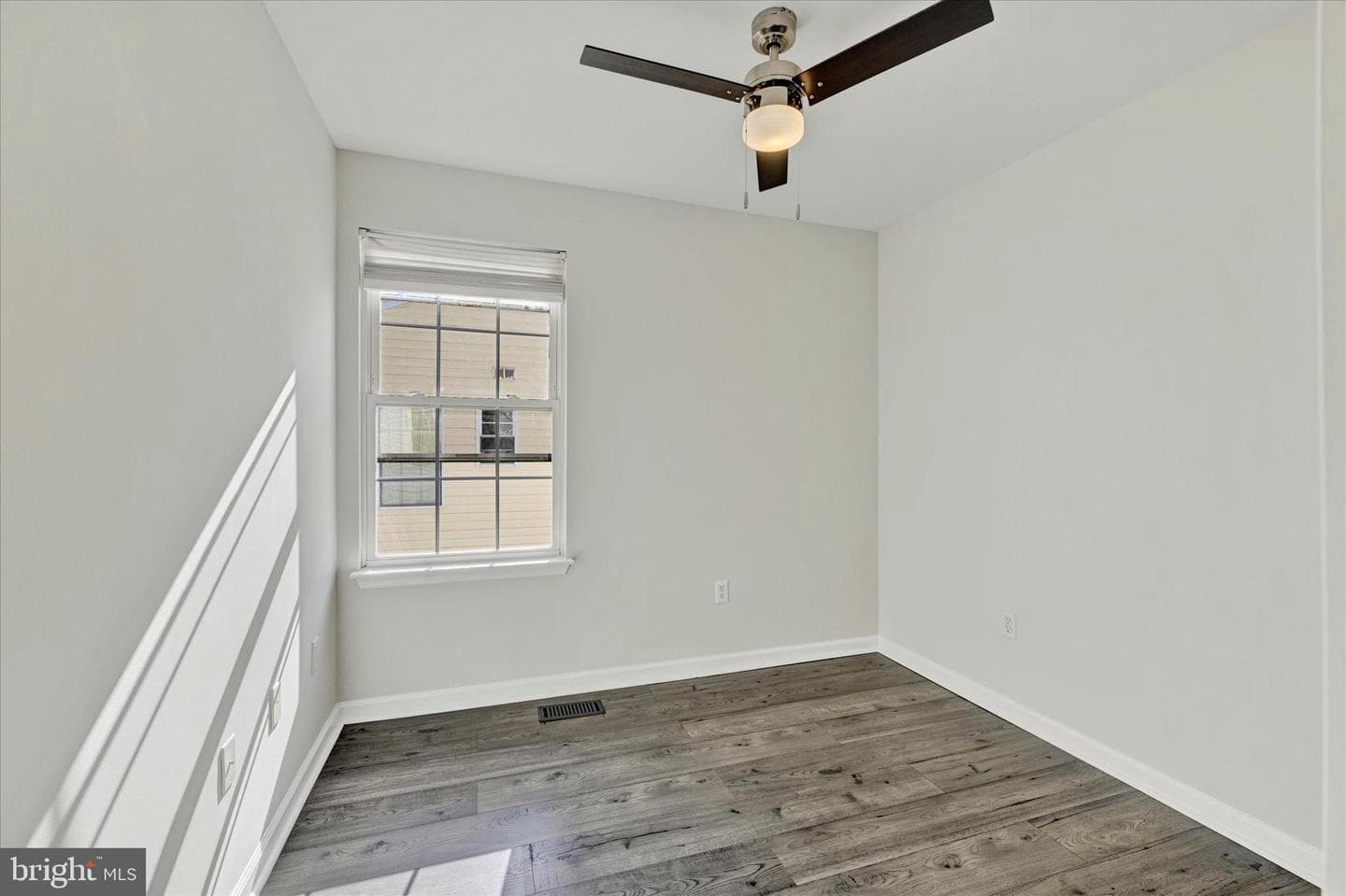 651 208th Street photo 19