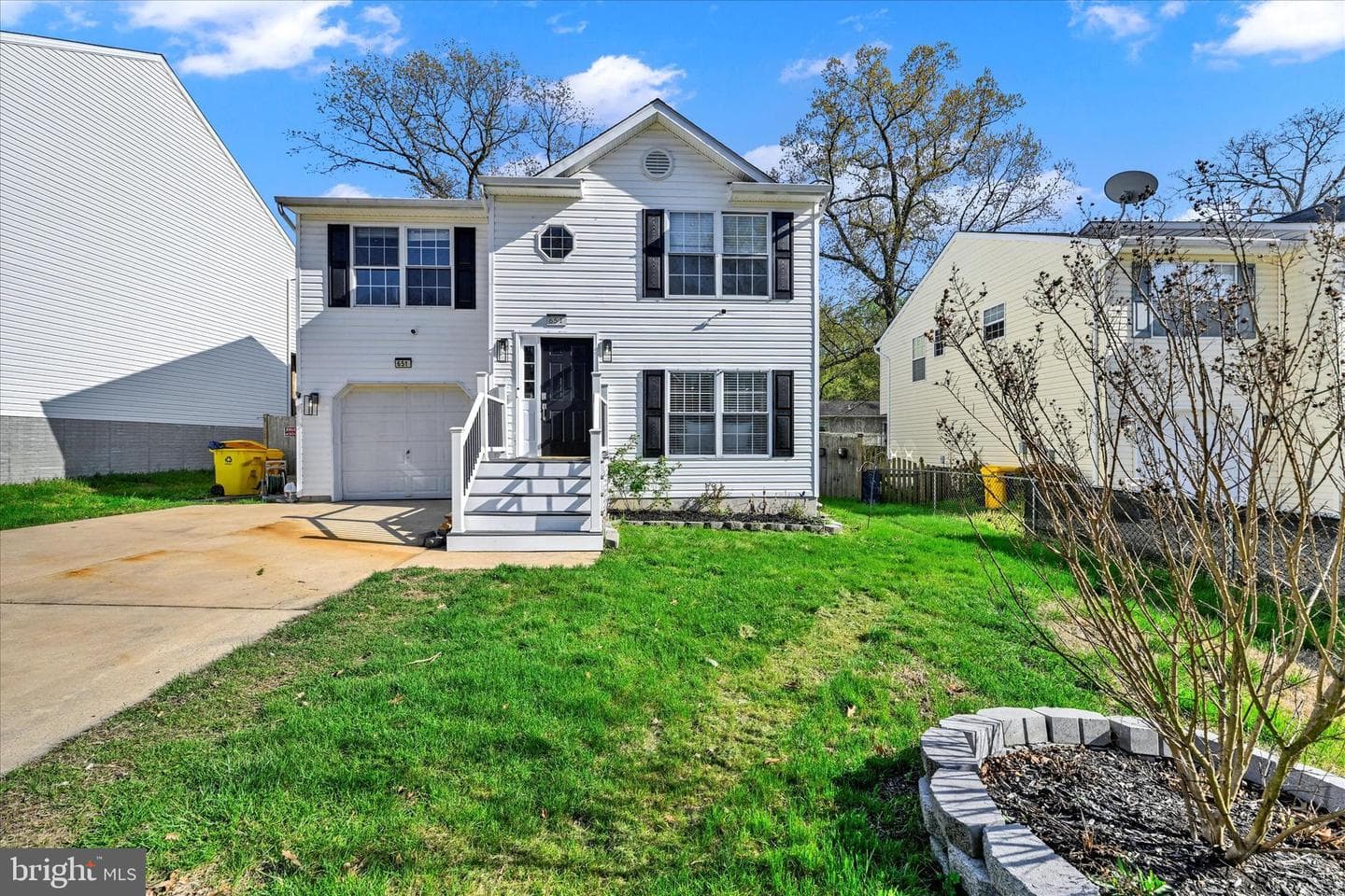 651 208th Street photo 2