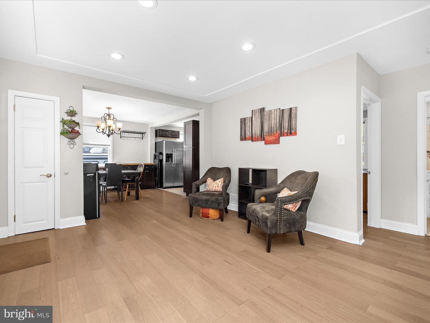 562 6th Street photo 13