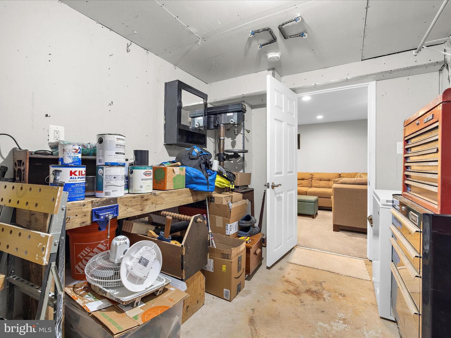 562 6th Street photo 33