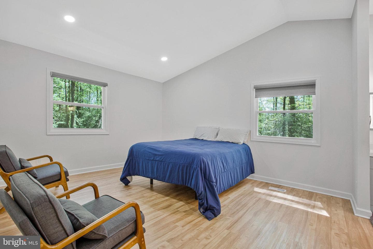 536 Green River Court photo 4