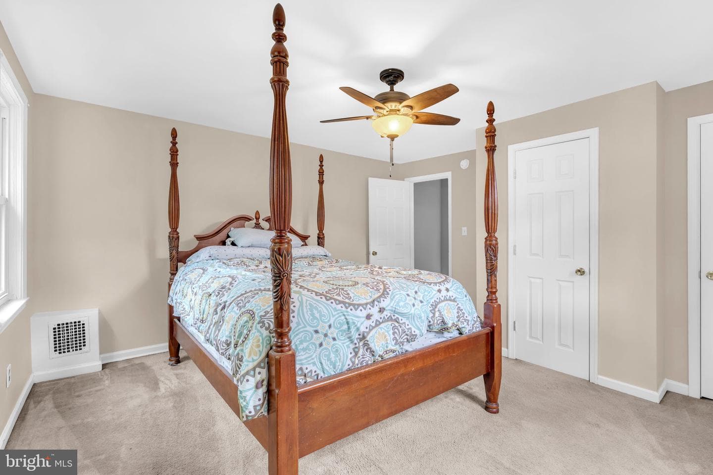 1007 Madison Court photo 11