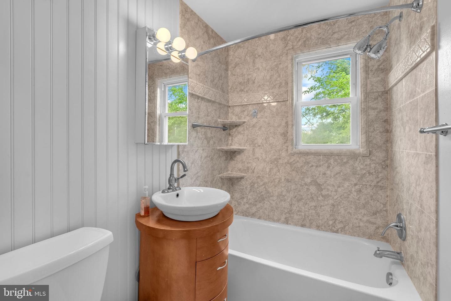 1007 Madison Court photo 14