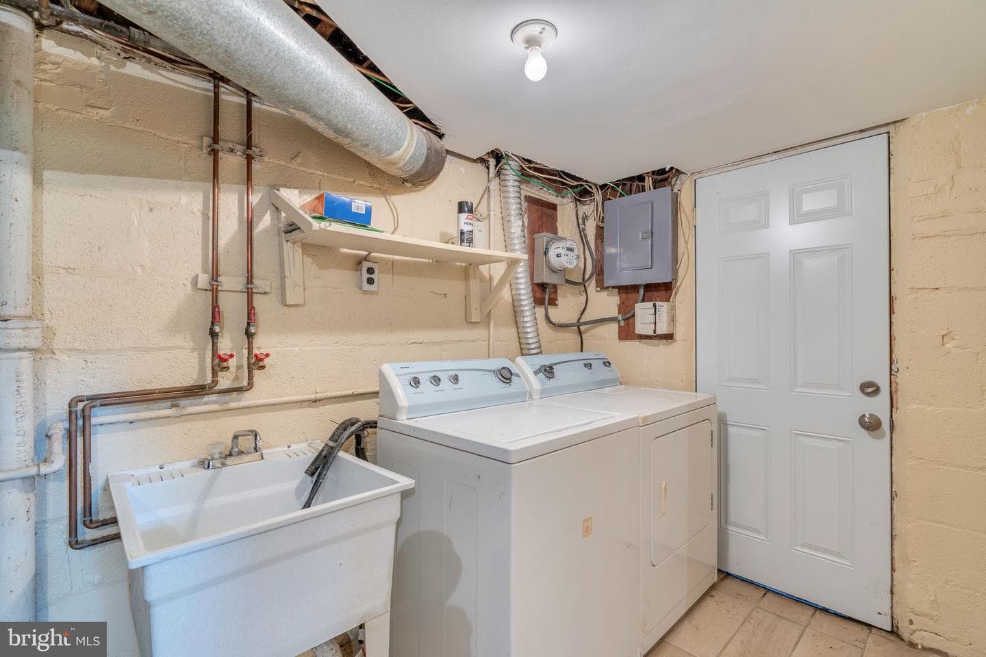 1007 Madison Court photo 19
