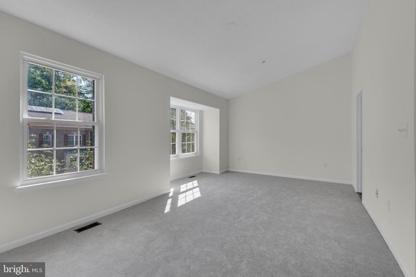 2565 Windy Oak Court photo 28