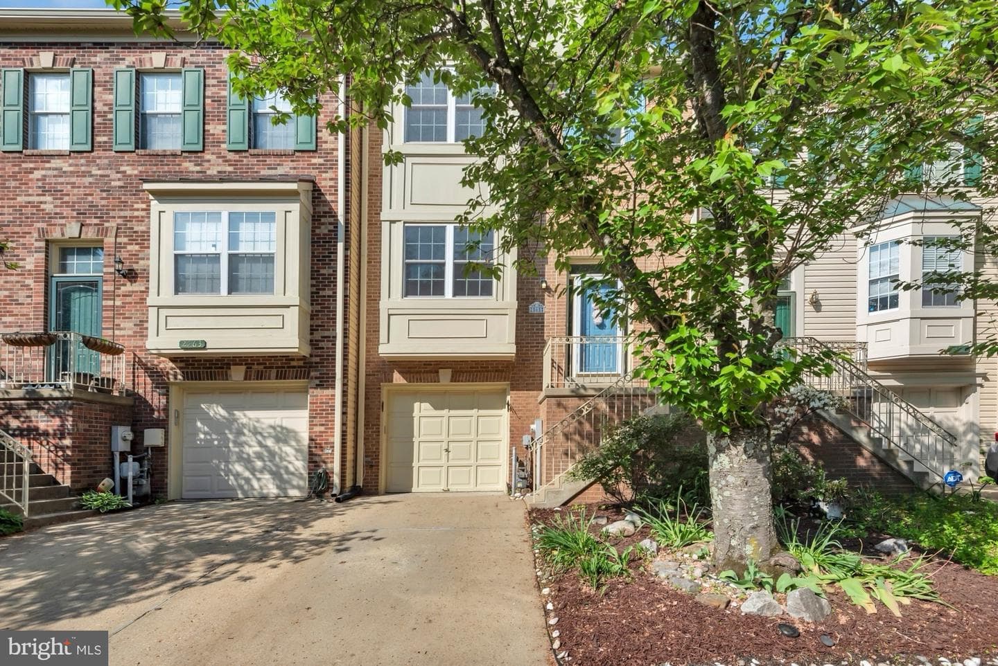 2565 Windy Oak Court photo 3