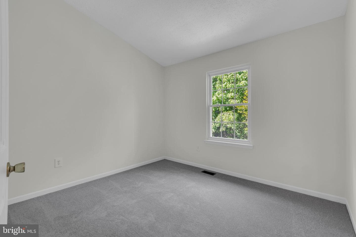 2565 Windy Oak Court photo 35