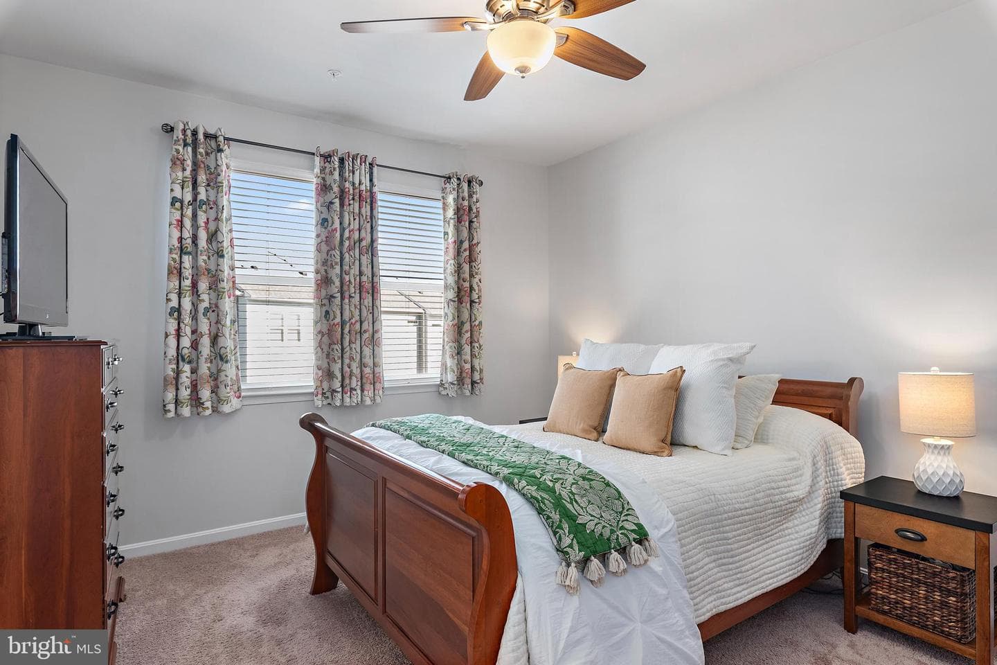 321 Bright Light Court photo 26