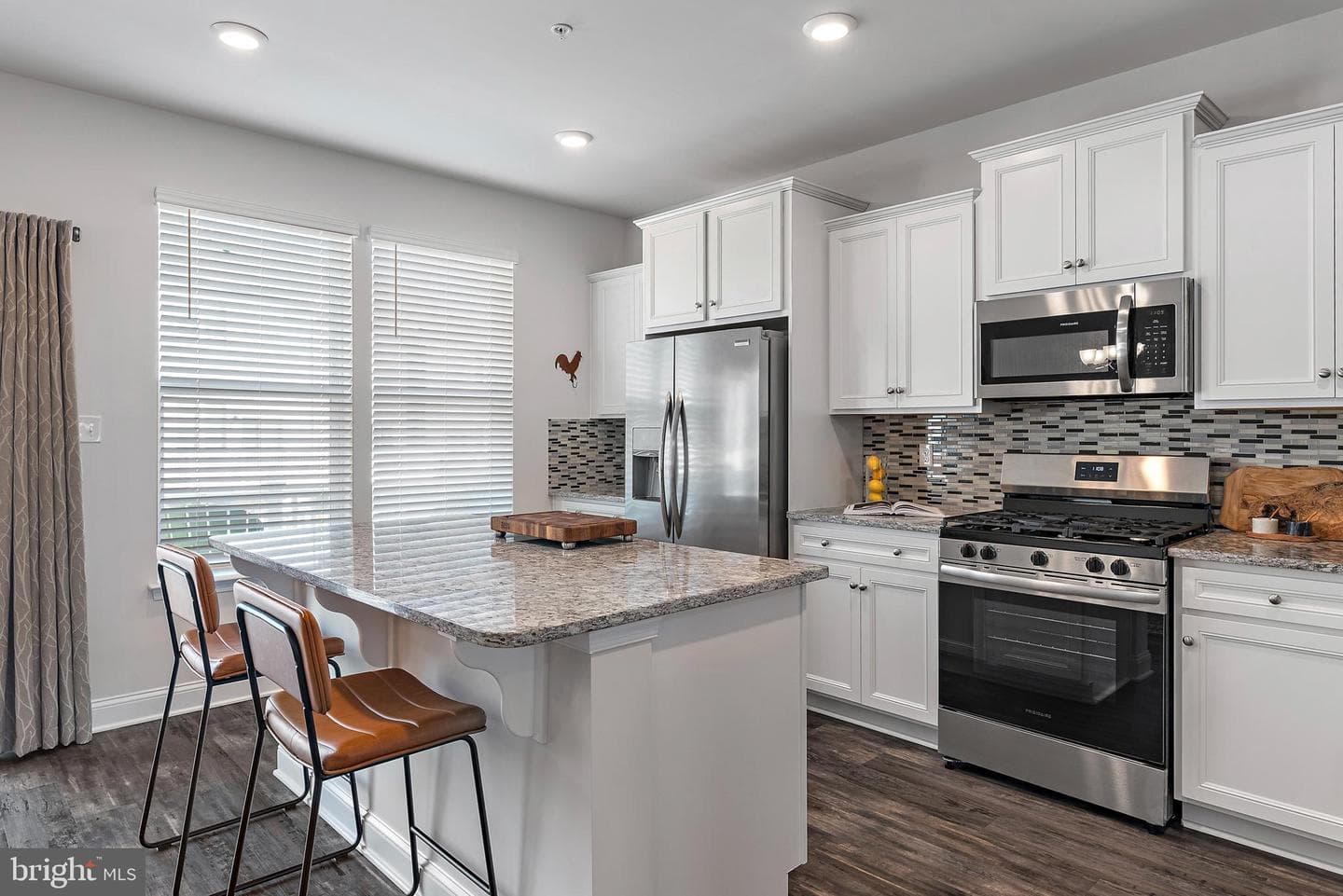 321 Bright Light Court photo 4