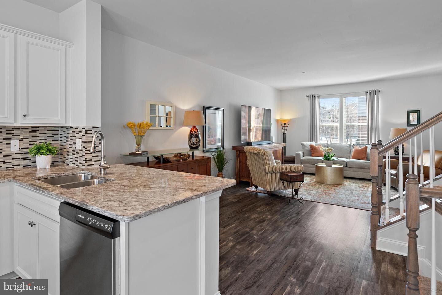 321 Bright Light Court photo 9