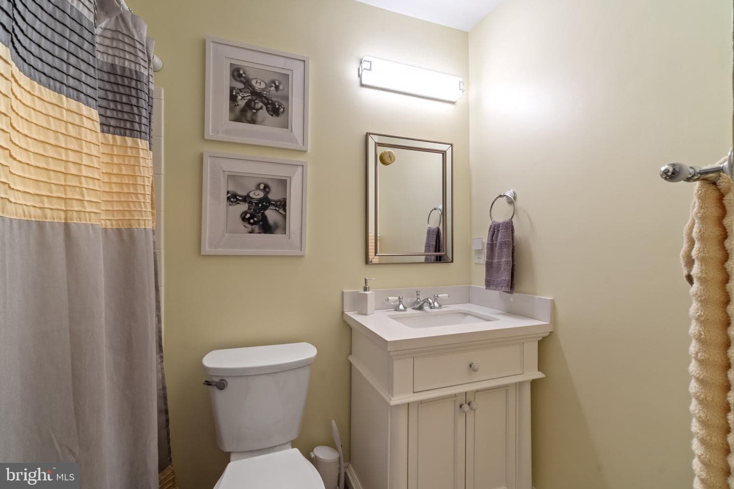 512 Majestic Prince Drive photo 11