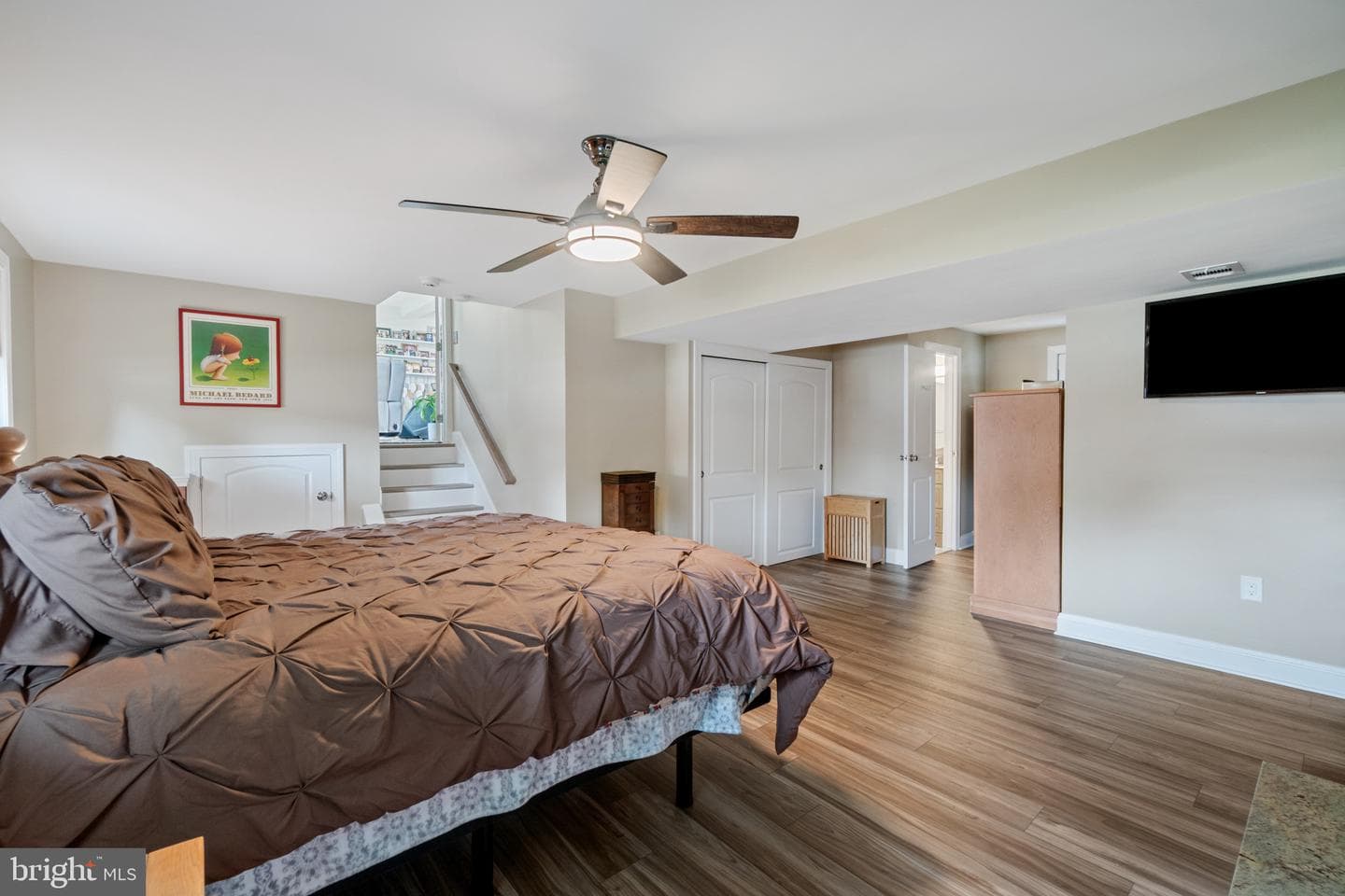512 Majestic Prince Drive photo 3