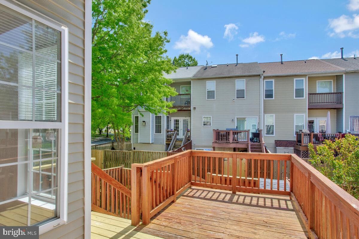 2412 Sandwich Court photo 37
