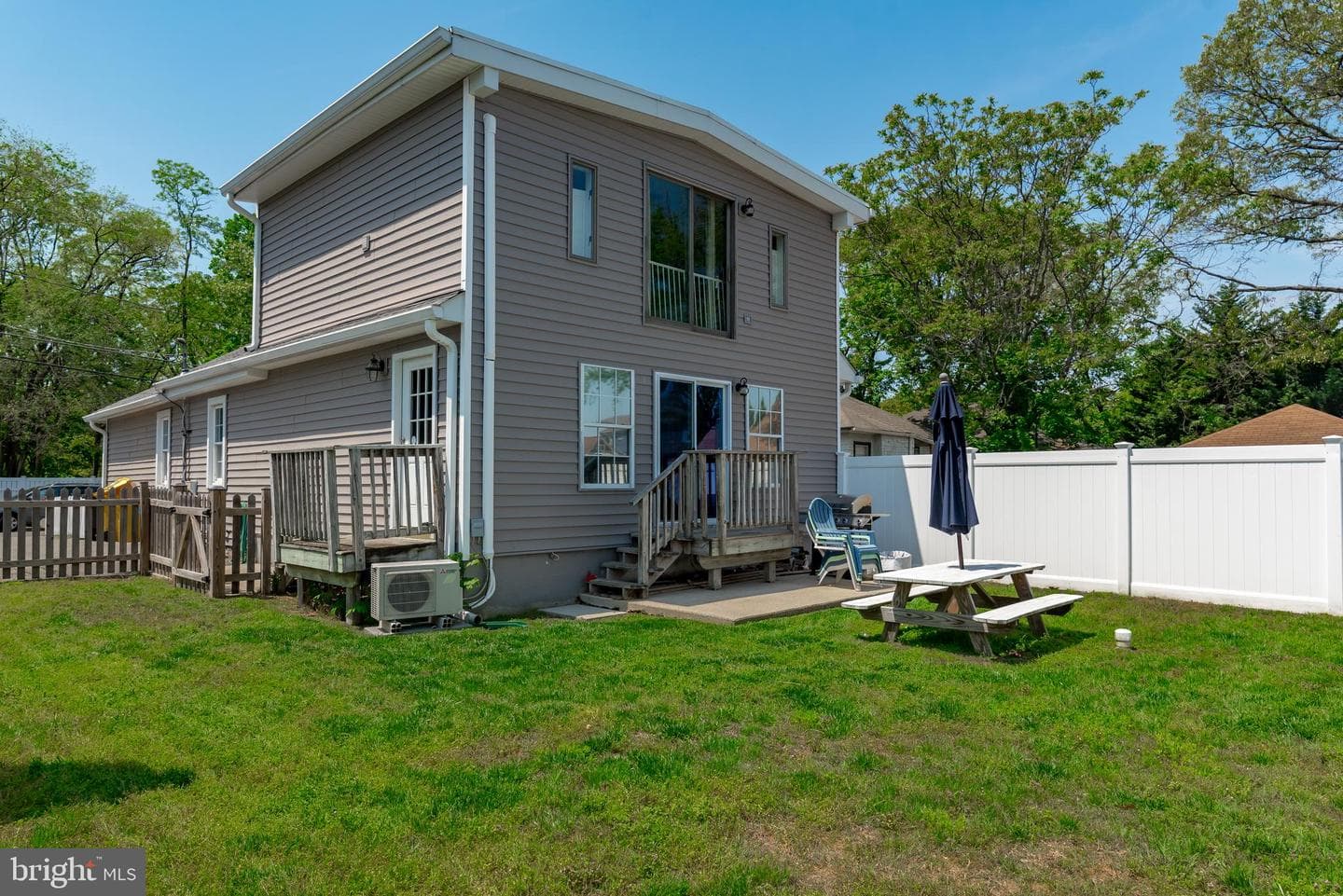 735 Cottage Drive photo 34
