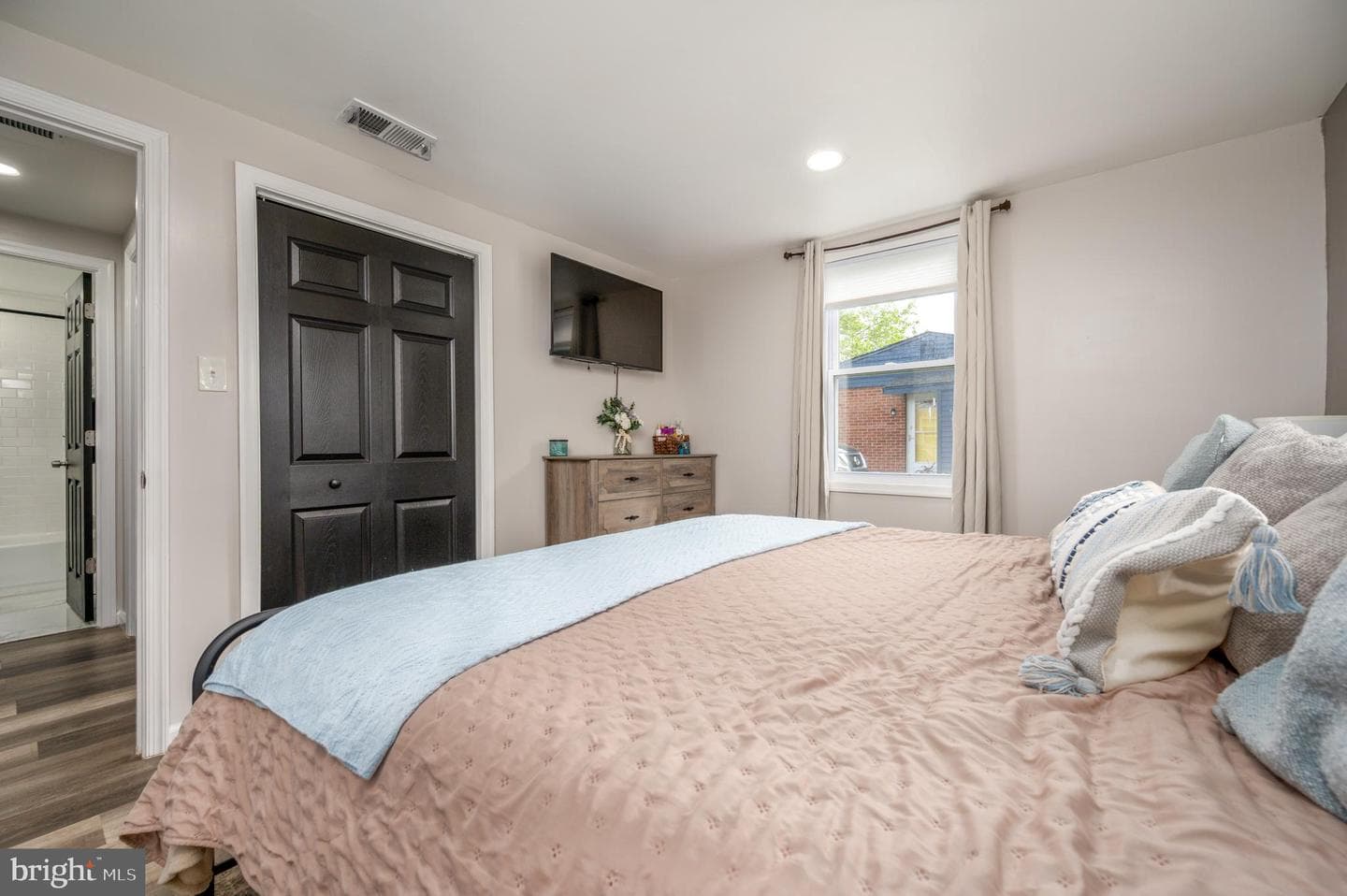 217 Glen Road photo 23