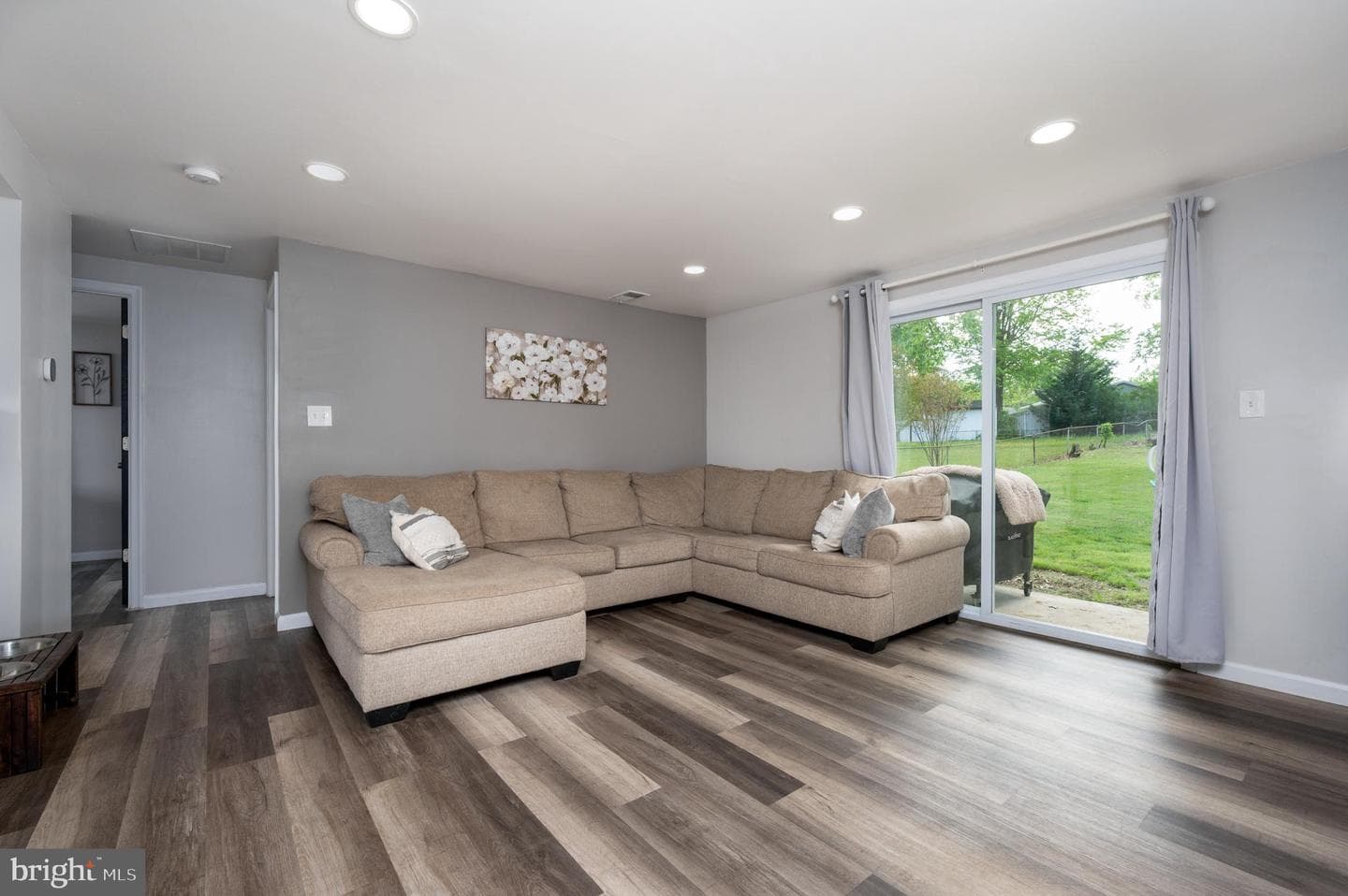 217 Glen Road photo 5