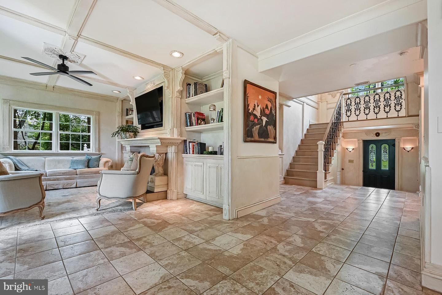 1012 S Creek View Court photo 5
