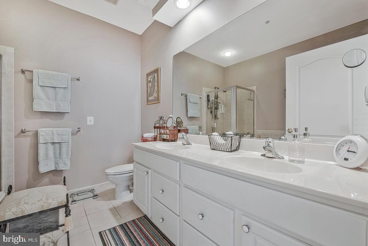 1304 Jade Court #2 photo 36