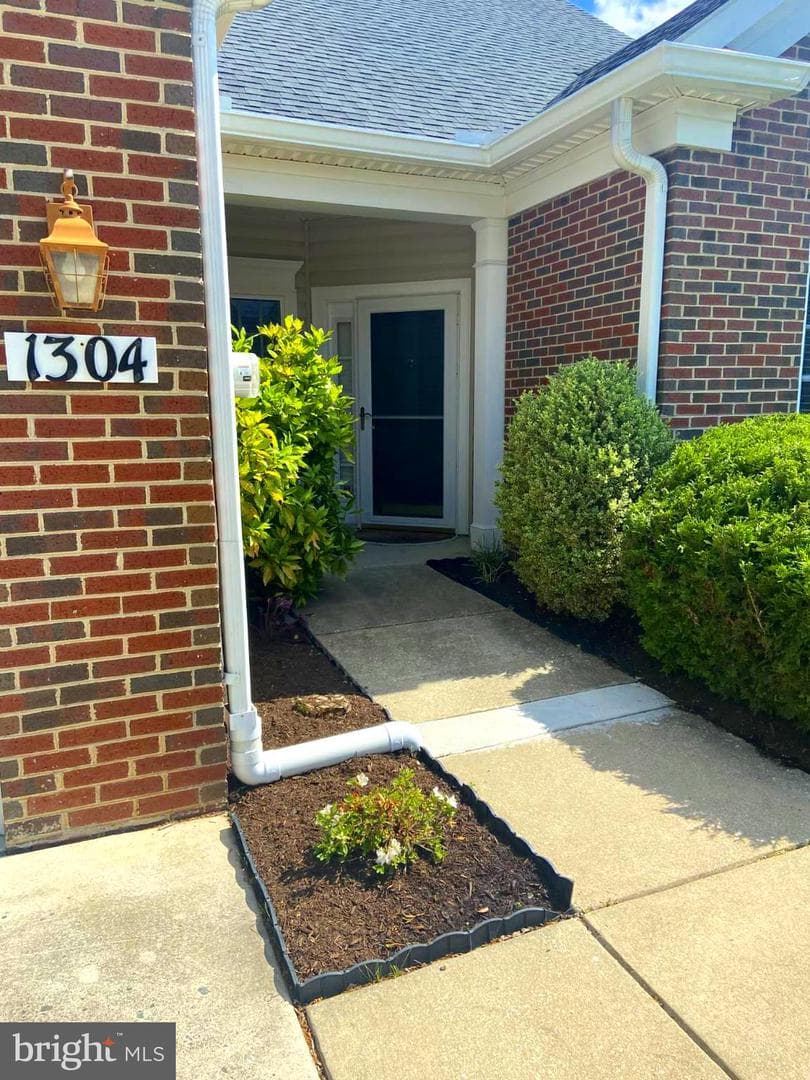 1304 Jade Court #2 photo 6