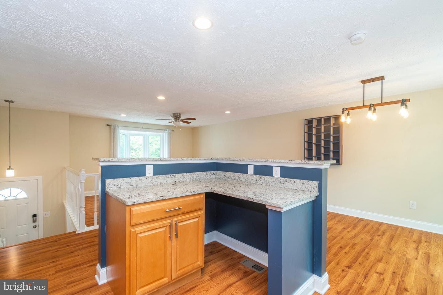 1483 Gesna Drive photo 10
