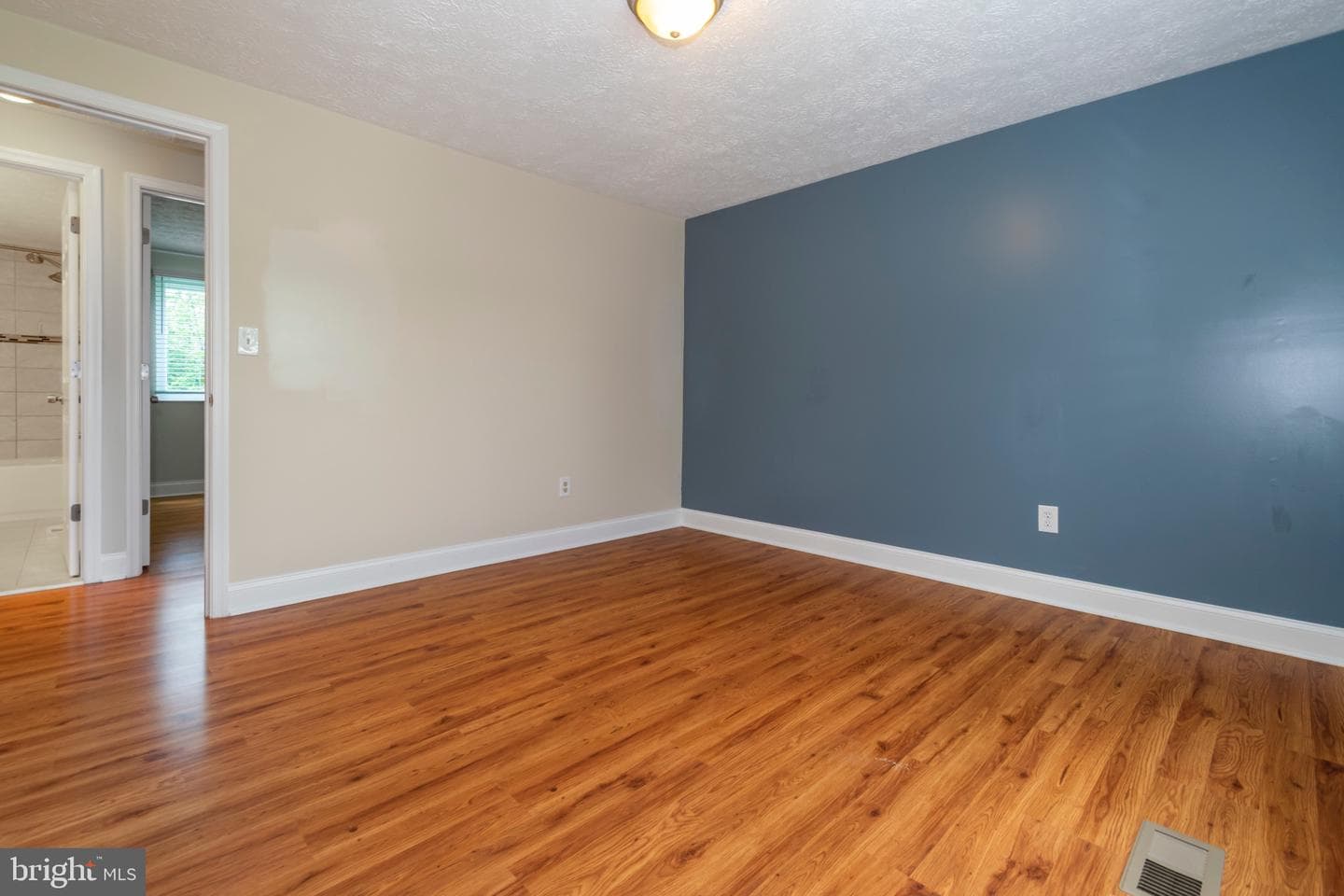 1483 Gesna Drive photo 13