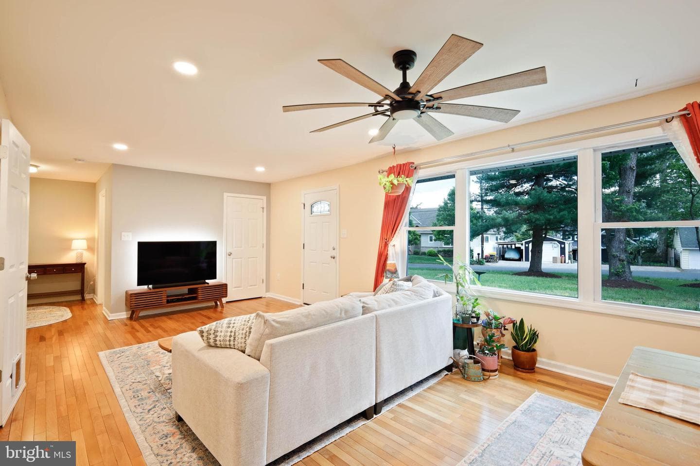 518 Norwich Road photo 16