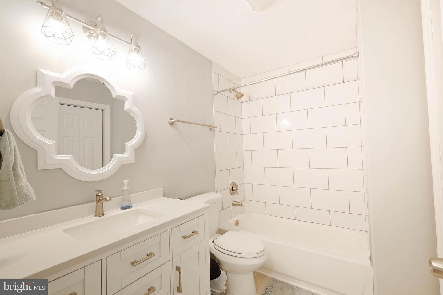 518 Norwich Road photo 18