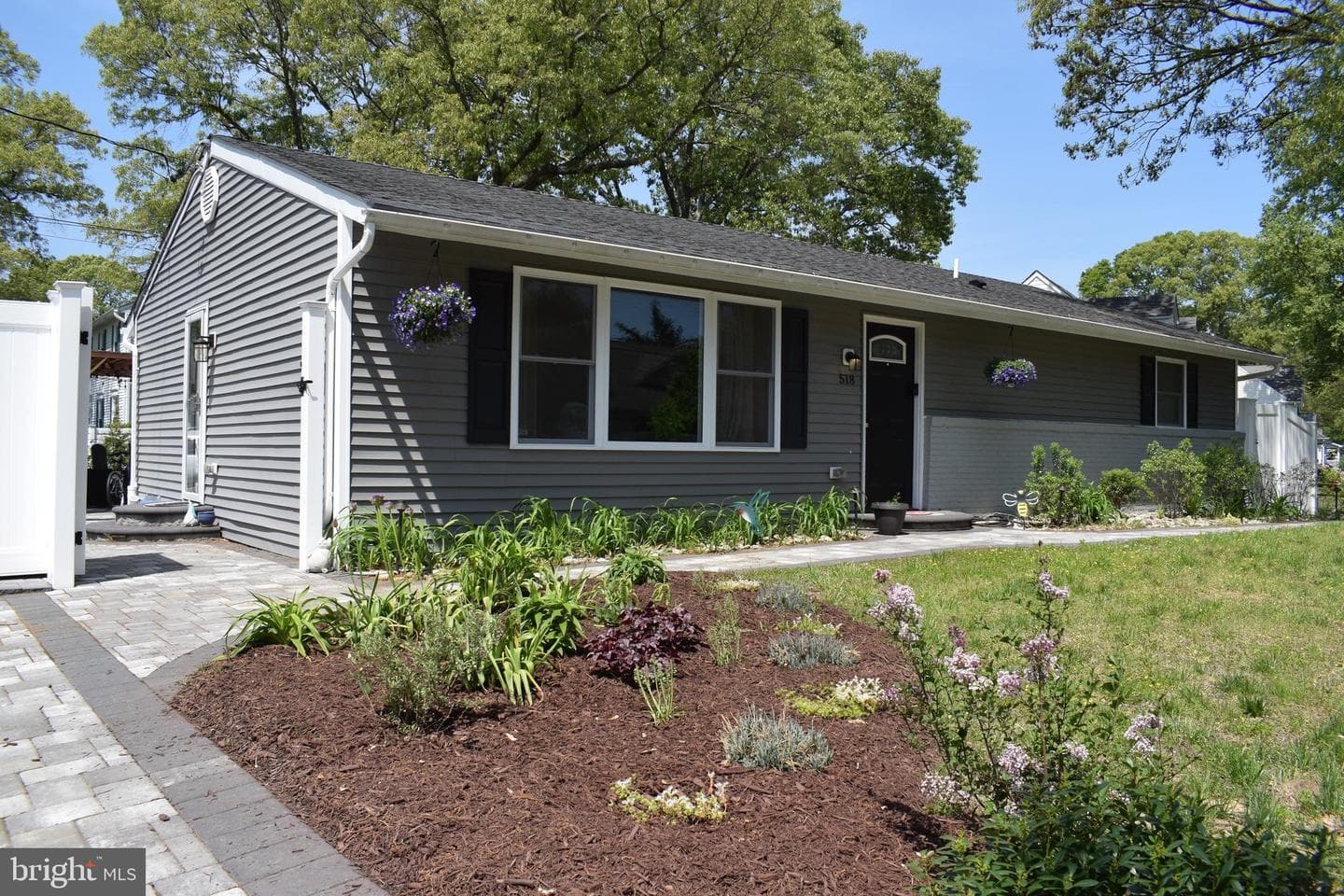 518 Norwich Road photo 2