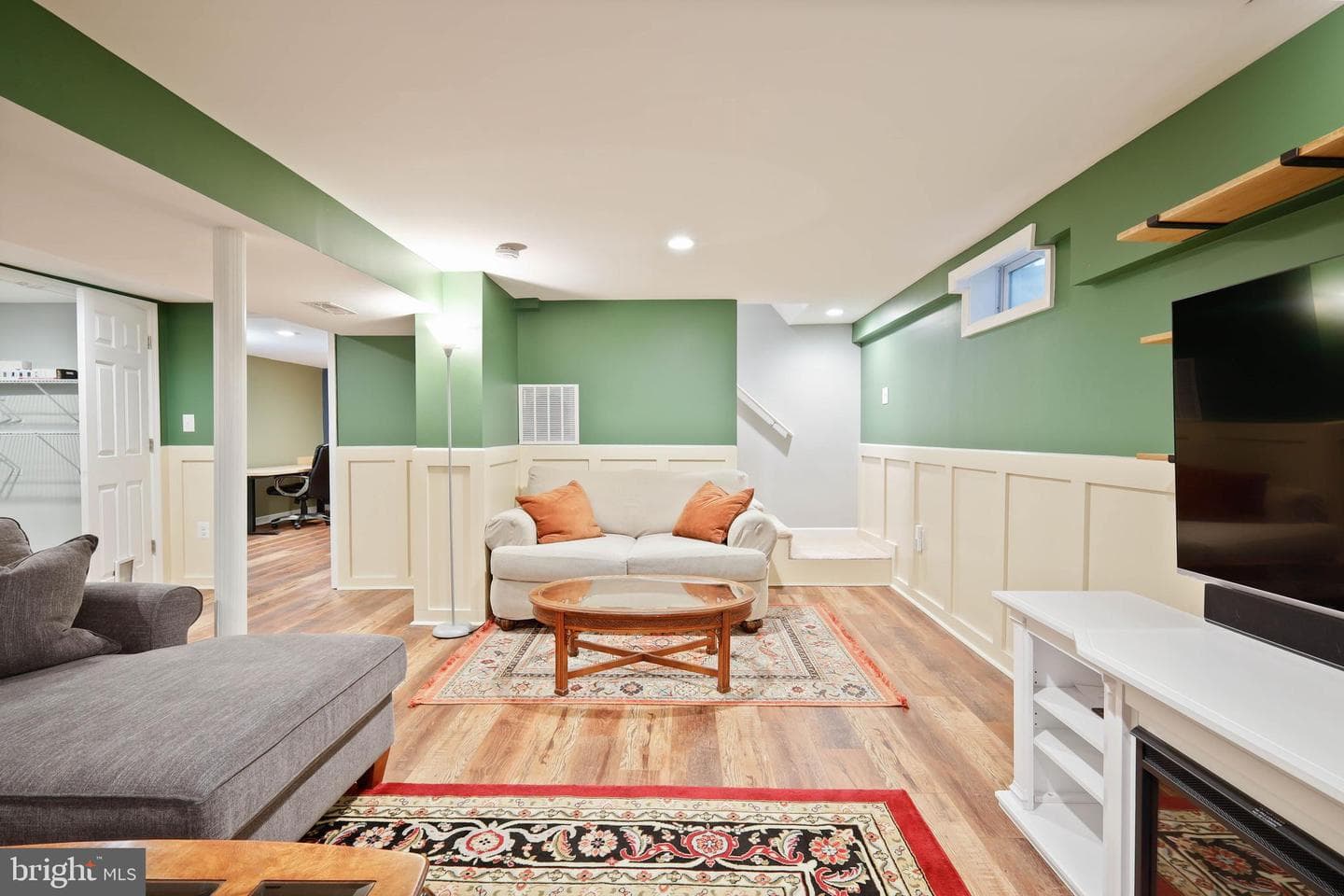 518 Norwich Road photo 32