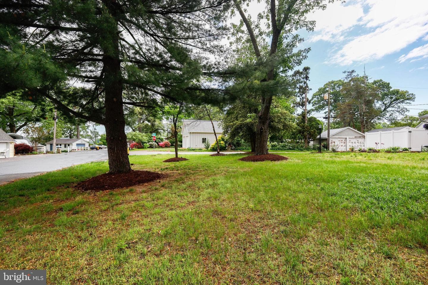 518 Norwich Road photo 51